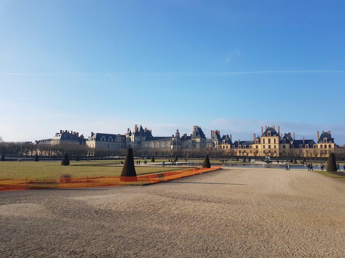 La Montignonne Apartamento Montigny-sur-Loing Exterior foto